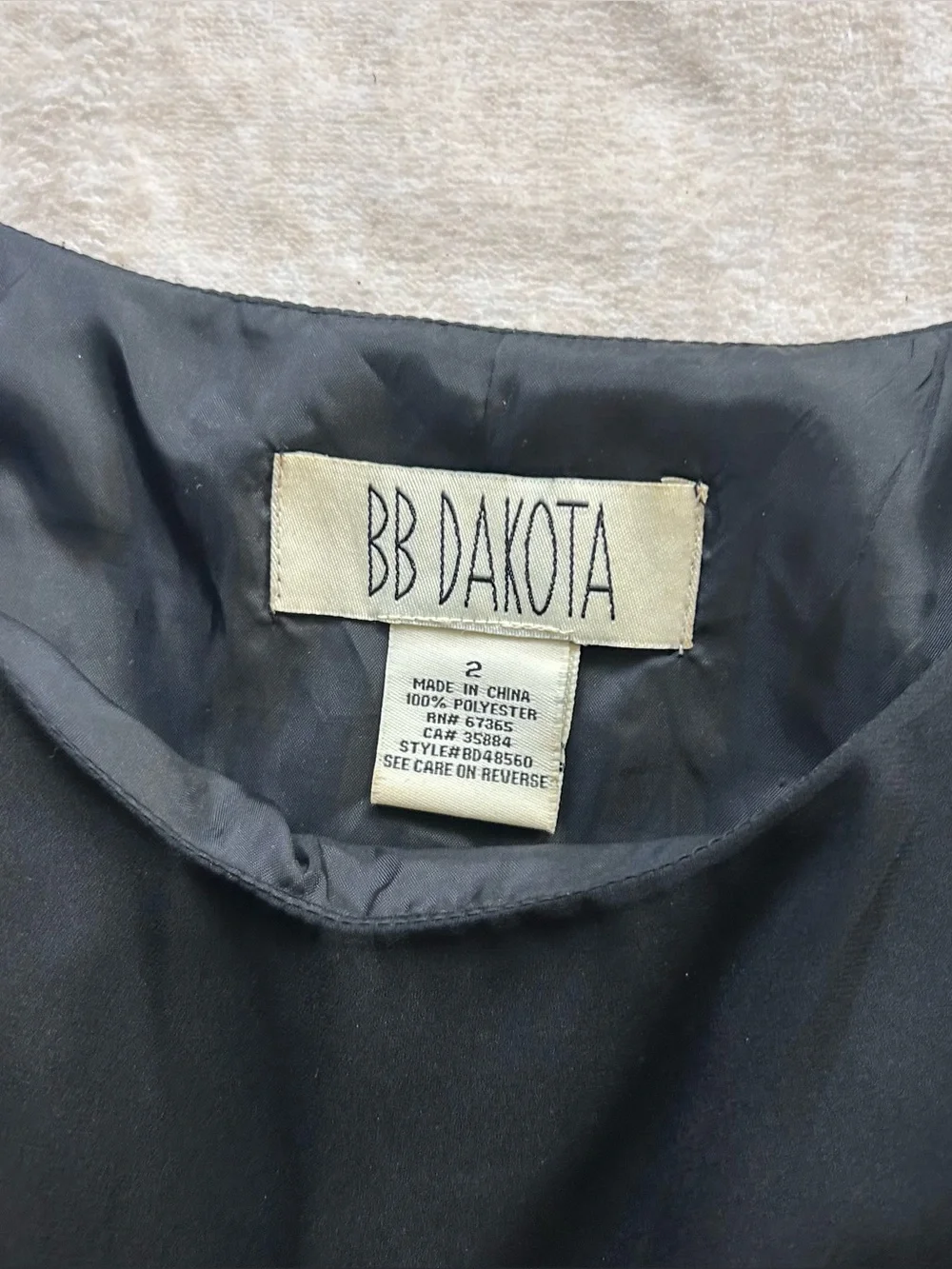 BB Dakota Bubble Hem Dress Size 2 Black Gold Satin Cocktail Mini